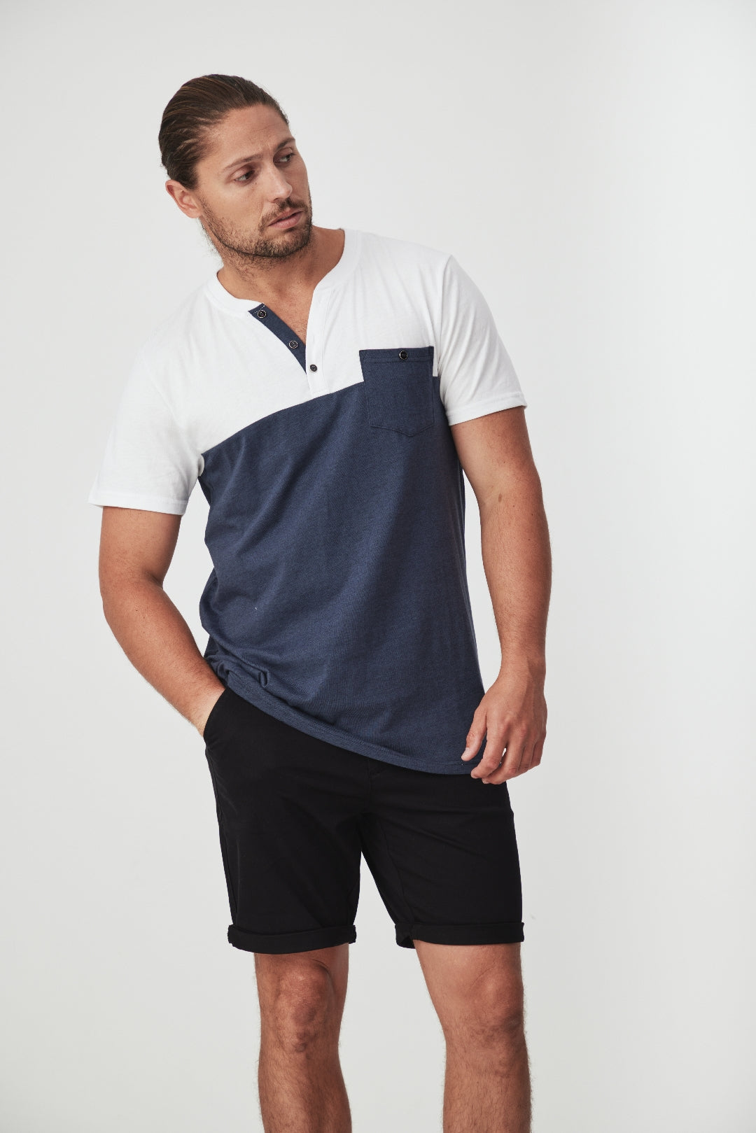 Blackwood 衬衫和 T 恤